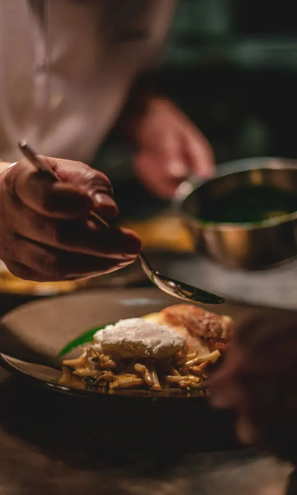 Serving-chef kumar hamamatsu restaurant